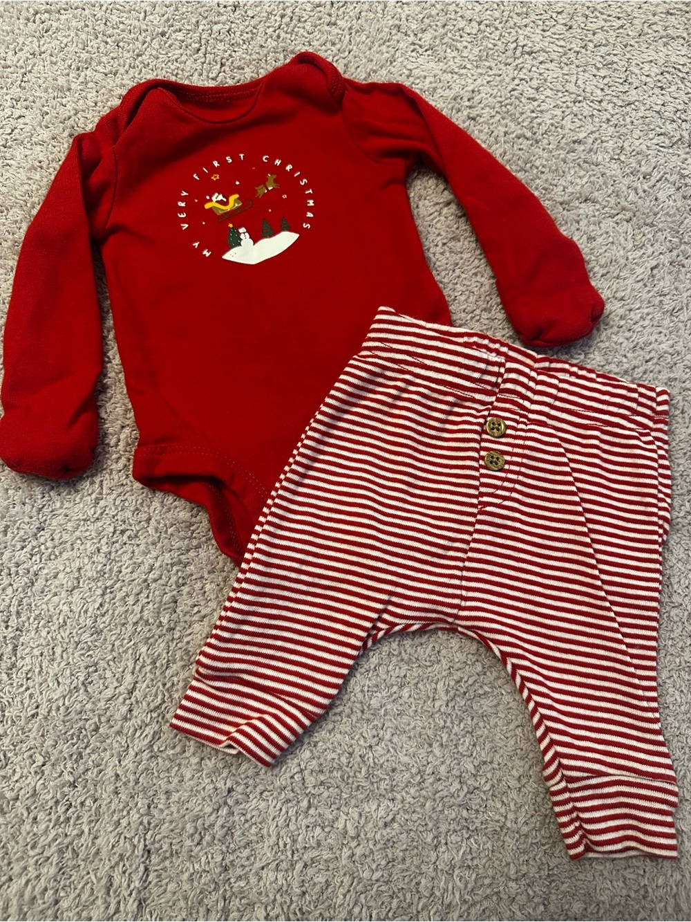 🎅 Carter’s Newborn My First Christmas Outfit ❤️ 2-Piece Set
